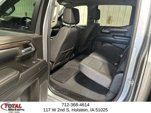 Used 2025 Chevrolet Silverado 1500 LT AWD/4WD image 21