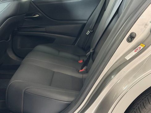 Used 2019 Lexus ES 350 w/ Premium Package FWD image 22
