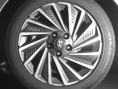 Used 2025 Hyundai Sonata SEL image 12