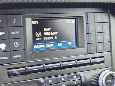 Used 2016 Ford Mustang Coupe image 2