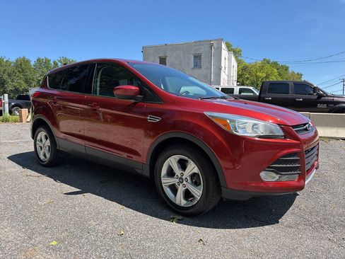 Used 2016 Ford Escape SE AWD/4WD image 8
