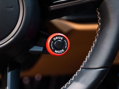 Used 2026 Porsche 911 GT3 RWD image 24