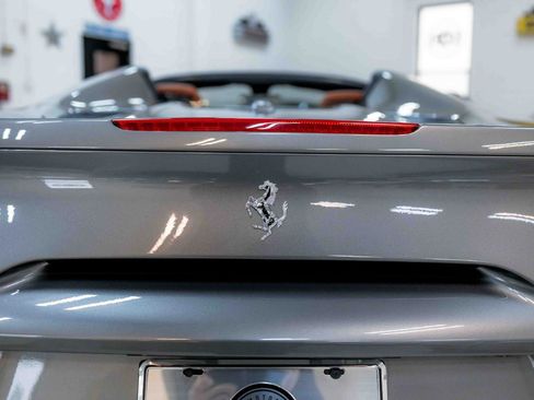 Used 2018 Ferrari 488 Spider image 27