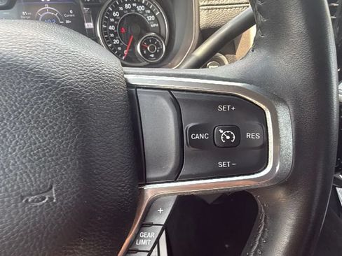 Used 2024 RAM 2500 Laramie AWD/4WD image 33