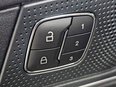 Used 2024 Ford Edge Titanium AWD/4WD image 25