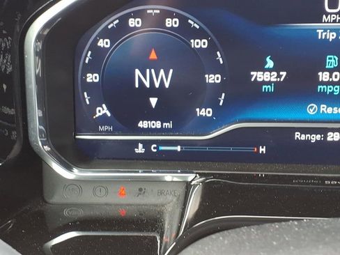 Used 2022 Chevrolet Silverado 1500 LT image 26