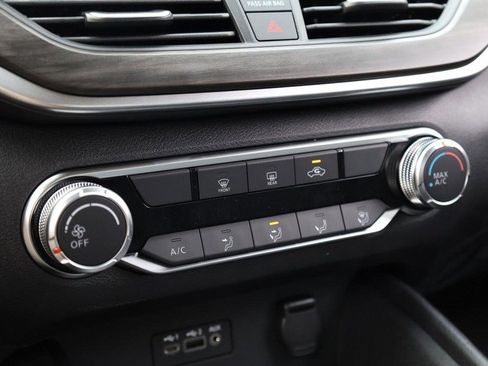 New 2025 Nissan Altima 2.5 SV image 13