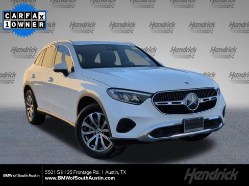 Used 2024 Mercedes-Benz GLC 300 image 1