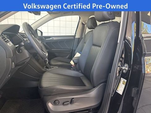 Certified 2023 Volkswagen Tiguan SE w/ Panoramic Sunroof Package image 16