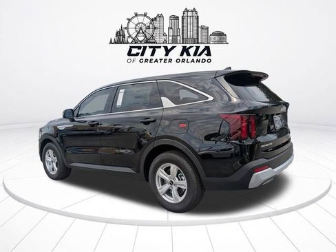 New 2026 Kia Sorento LX FWD image 5