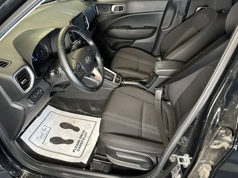 Used 2021 Hyundai Venue SEL w/ Cargo Package FWD image 20