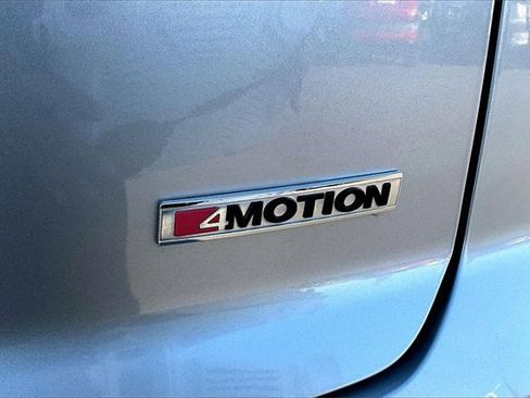 Used 2022 Volkswagen Atlas Cross Sport SEL R-Line image 24