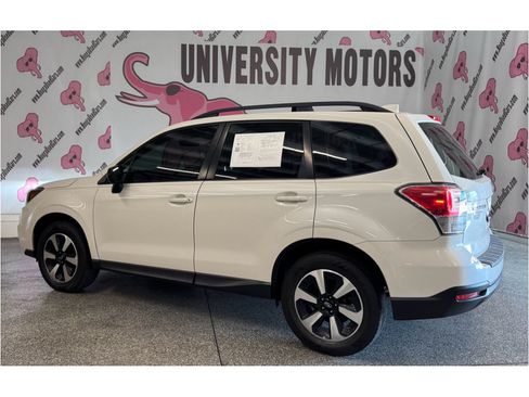Used 2017 Subaru Forester 2.5i w/ Alloy Wheel Package AWD/4WD image 12