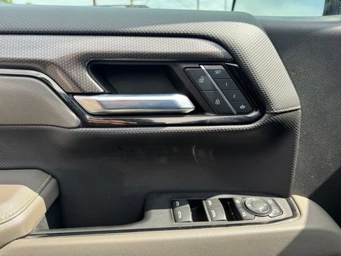 Used 2022 Chevrolet Silverado 1500 ZR2 AWD/4WD image 22