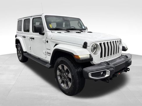 Used 2020 Jeep Wrangler Unlimited Sahara w/ LED Lighting Group AWD/4WD image 3