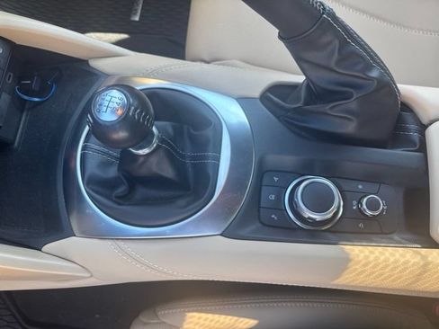 Used 2024 MAZDA MX-5 Miata Grand Touring RWD image 5