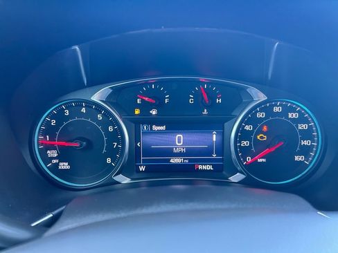 Used 2023 Chevrolet Equinox LT image 9