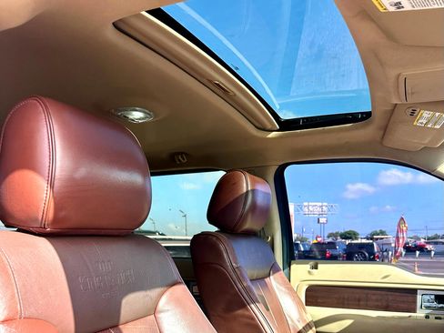 Used 2014 Ford F150 King Ranch w/ King Ranch Luxury Package image 8