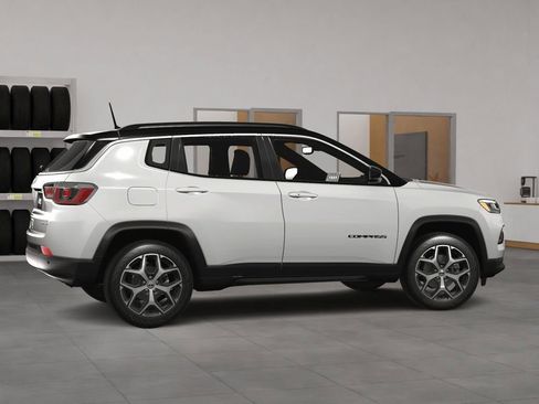 New 2025 Jeep Compass Limited image 6