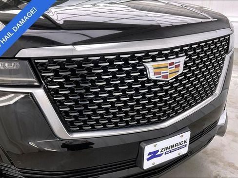 Used 2021 Cadillac Escalade Premium Luxury w/ Performance Package AWD/4WD image 31