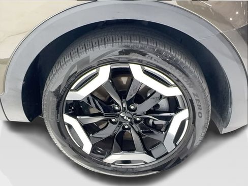 Used 2025 Kia Telluride S AWD/4WD image 9