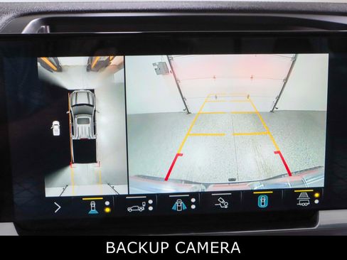 Used 2022 GMC Sierra 1500 Elevation w/ Elevation Premium Package image 20