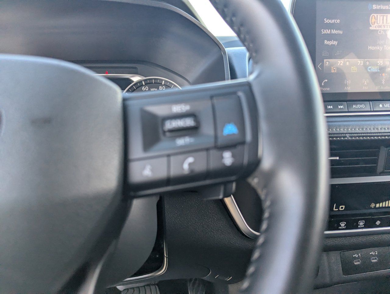 Certified 2025 Nissan Rogue SV AWD/4WD image 31