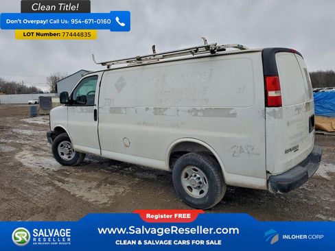 Used 2013 GMC Savana 3500 RWD image 3