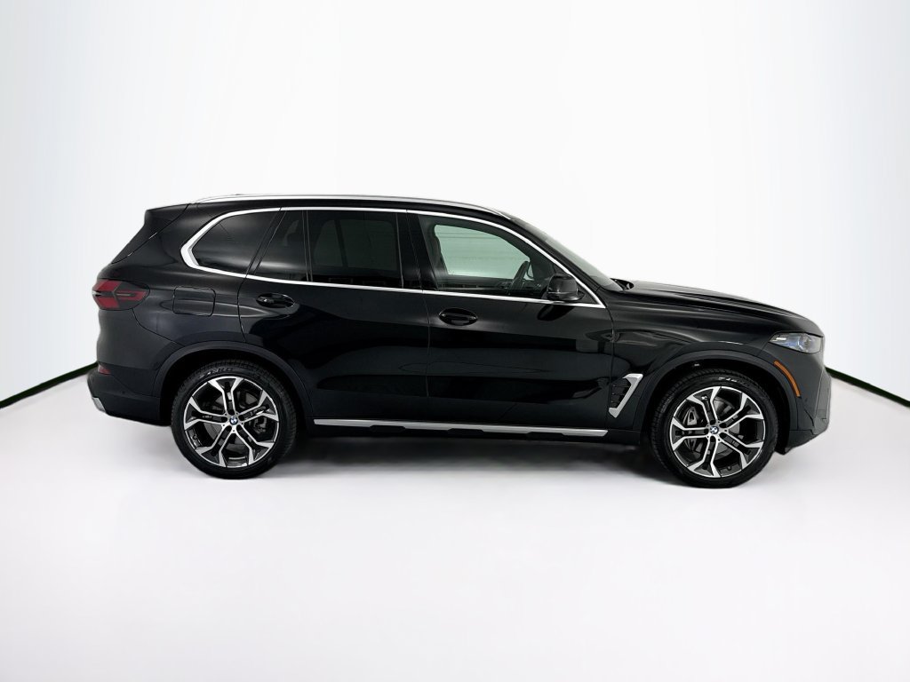 Certified 2026 BMW X5 xDrive40i AWD/4WD image 4