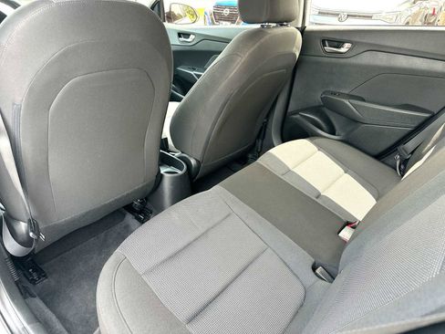 Used 2022 Hyundai Accent SE FWD image 24