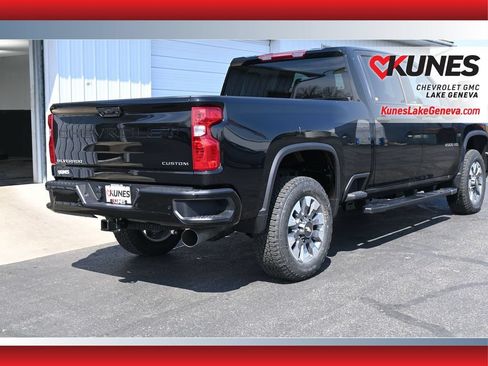 New 2026 Chevrolet Silverado 2500 Custom w/ Custom Value Package AWD/4WD image 5