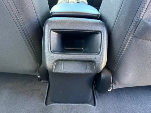 Certified 2024 Honda HR-V LX image 35