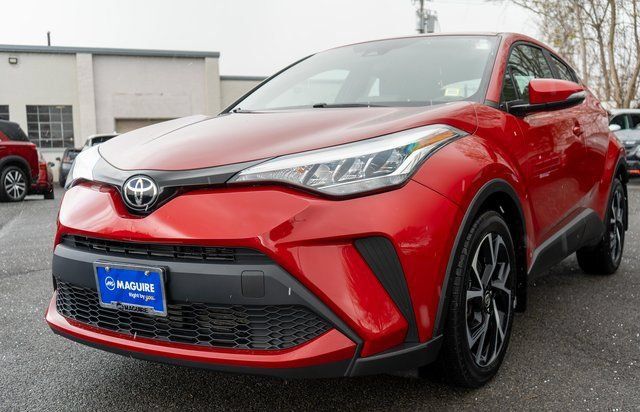 Used 2022 Toyota C-HR FWD image 2