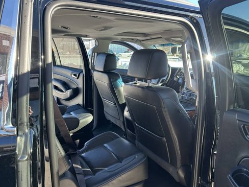 Used 2017 Chevrolet Suburban Premier image 37