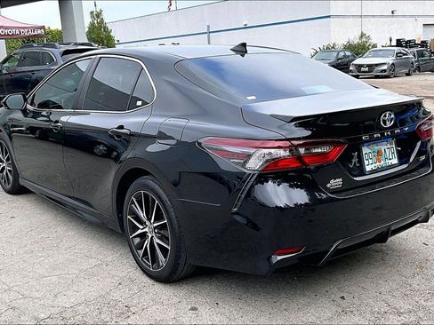 Certified 2023 Toyota Camry SE w/ Convenience Package FWD image 6
