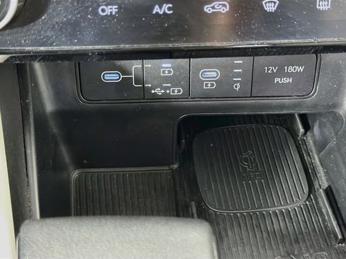 Used 2025 Hyundai Tucson SEL FWD image 26