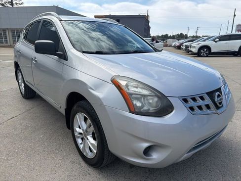 Used 2015 Nissan Rogue S w/ Convenience Package image 4