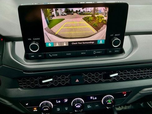 Used 2023 Honda Accord EX image 22