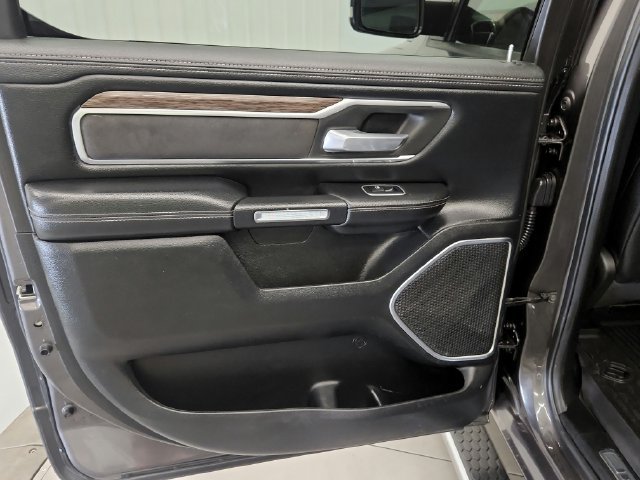 Used 2020 RAM 1500 Laramie AWD/4WD image 19