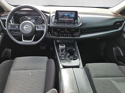 Used 2021 Nissan Rogue SV image 16