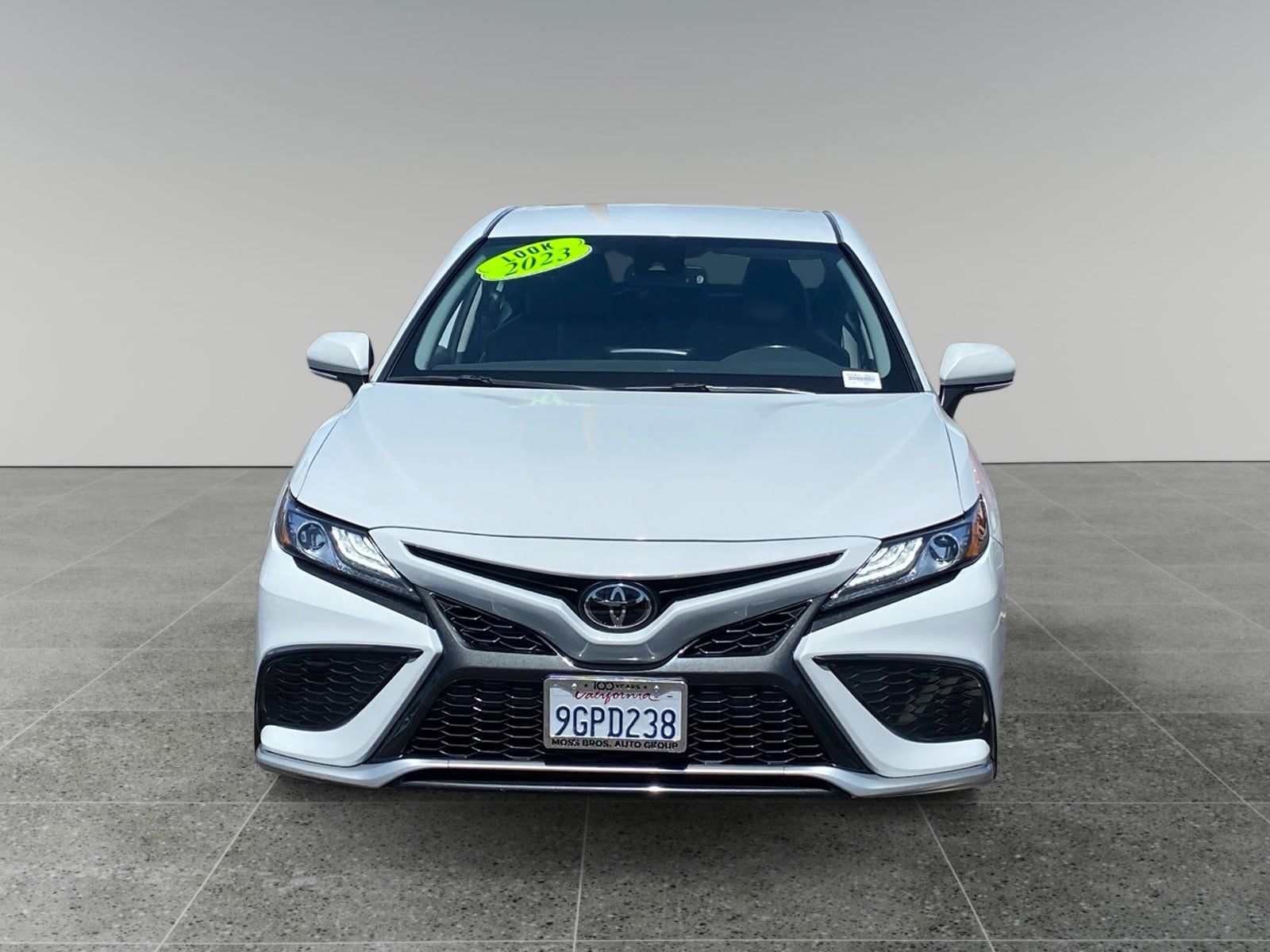 Used 2023 Toyota Camry XSE FWD image 8