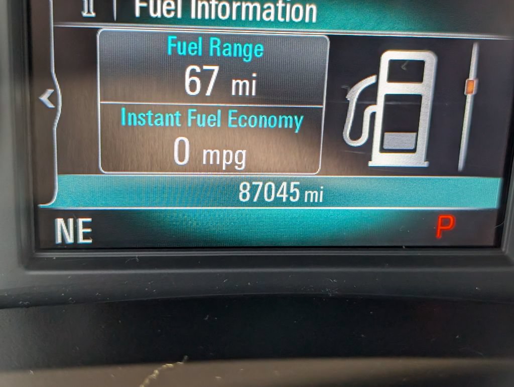 Used 2018 Buick Enclave Essence FWD image 16