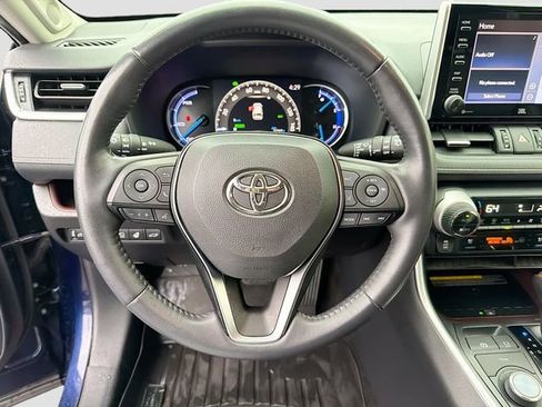 Used 2019 Toyota RAV4 Limited AWD/4WD image 12