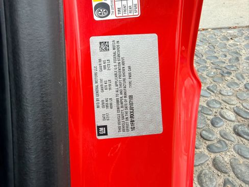 Used 2018 Chevrolet Camaro LT image 25