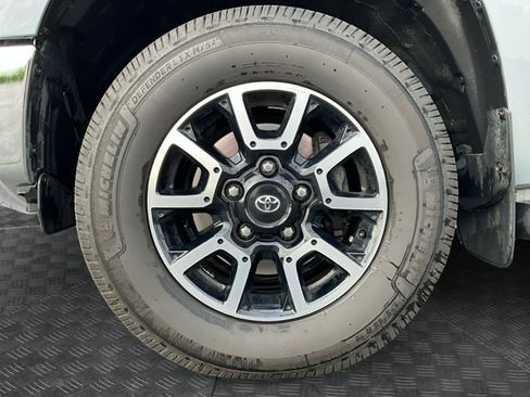 Used 2021 Toyota Tundra Limited w/ Limited Premium Package image 16