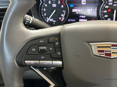 Used 2023 Cadillac XT6 Premium Luxury w/ Technology Package AWD/4WD image 27