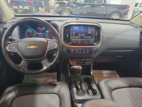 Used 2019 Chevrolet Colorado Z71 AWD/4WD image 9
