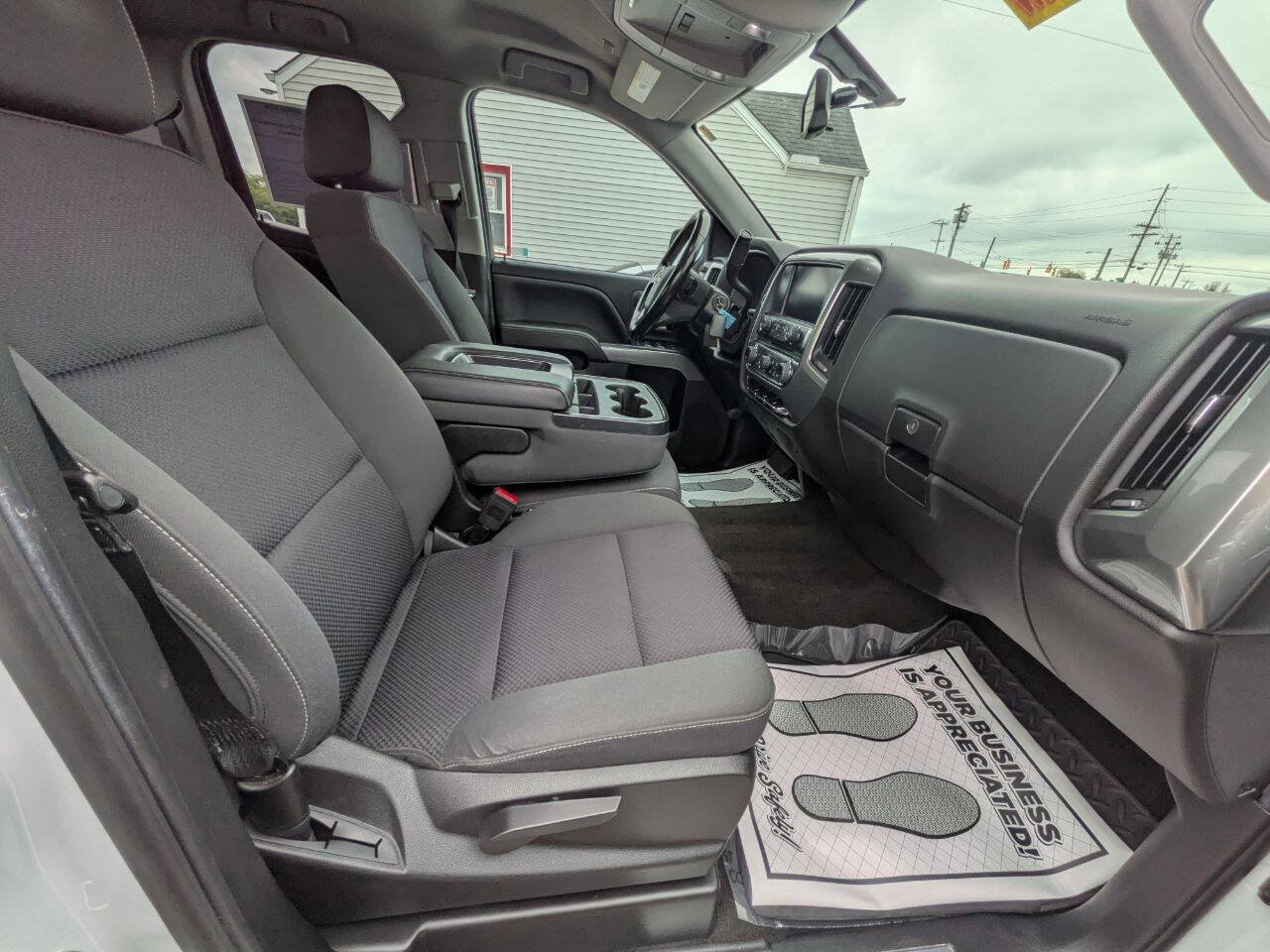 Used 2018 Chevrolet Silverado 1500 LT w/ All Star Edition AWD/4WD image 20