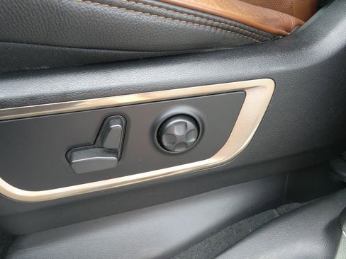 Used 2022 RAM 1500 Limited AWD/4WD image 23
