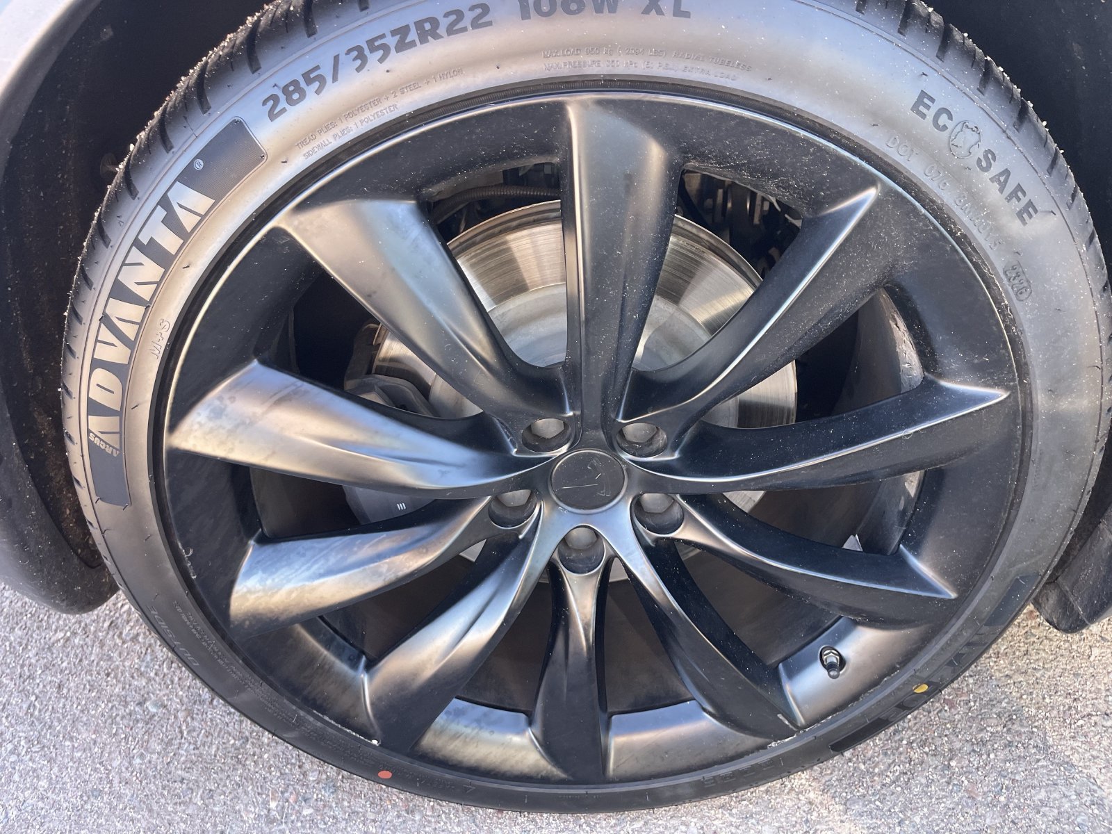Used 2018 Tesla Model X 75D AWD/4WD image 5